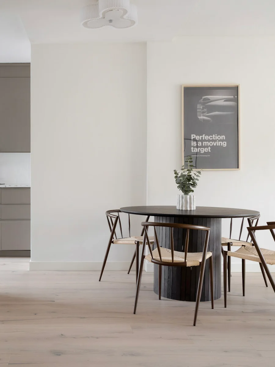 Ljus bostad med kök och matplats – bilder och beskrivning som inte ryms i Hemnets gratisannons